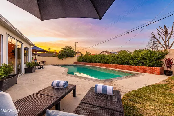 Winnetka, CA 91306,20409 Cantara ST