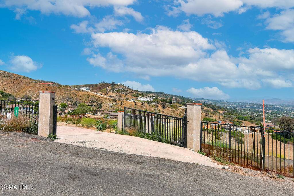 Camarillo, CA 93010,22 Santa Cruz WAY