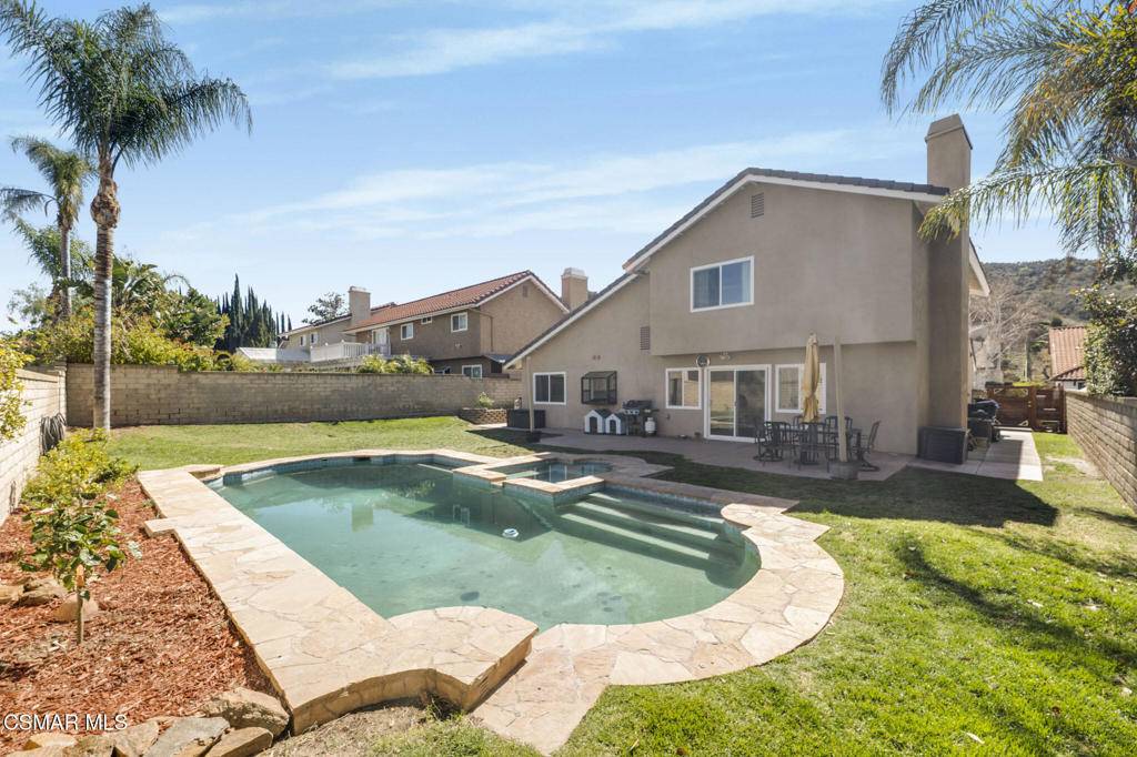 20371 Lisa Gail DR, Saugus, CA 91350