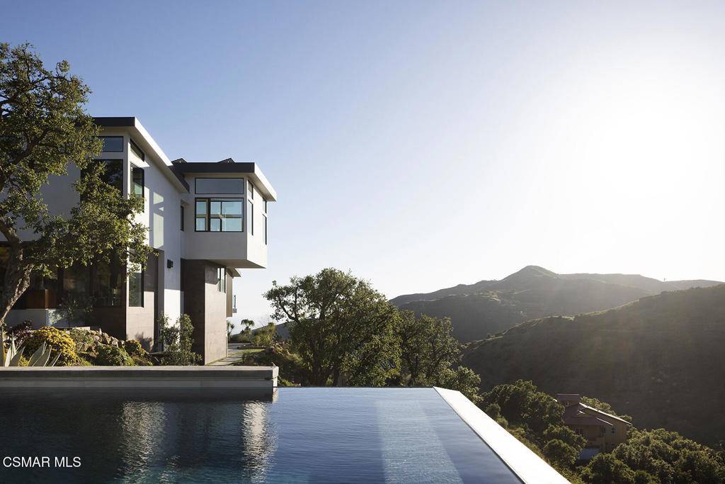 12530 Stagecoach RD, Malibu, CA 90265