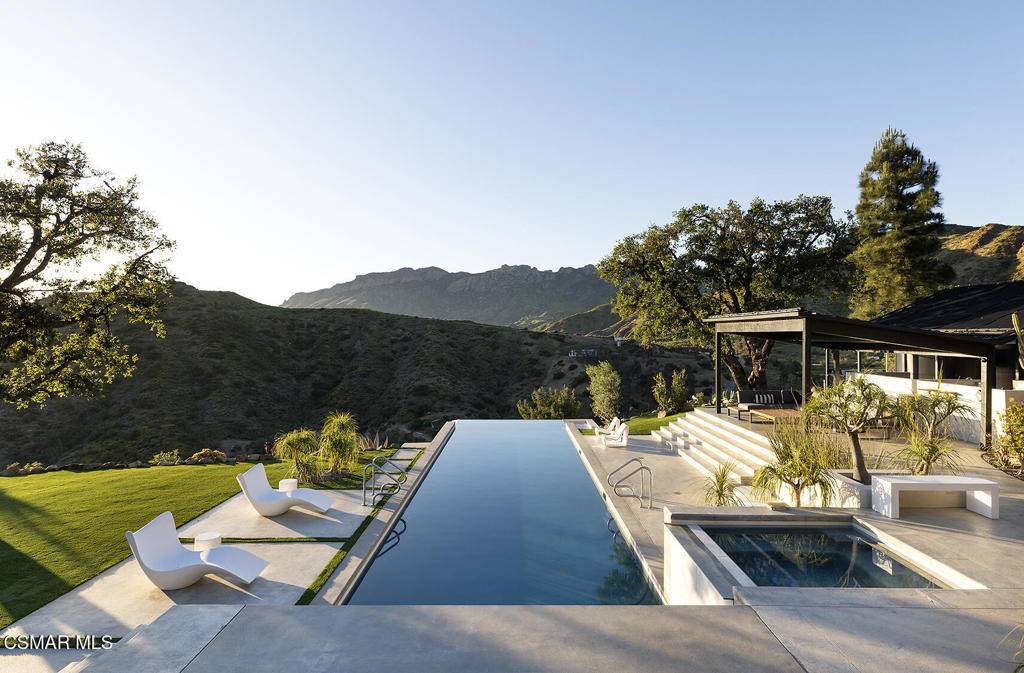 Malibu, CA 90265,12530 Stagecoach RD