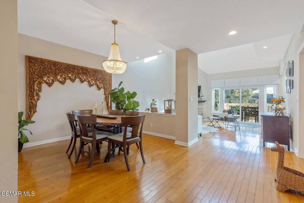 Westlake Village, CA 91361,32142 Canyon Ridge DR