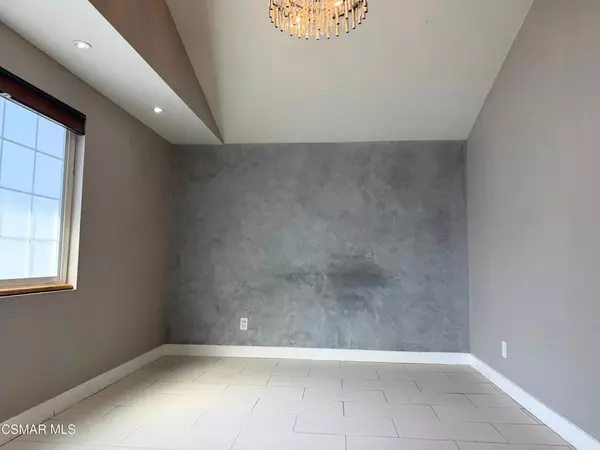 Canyon Country, CA 91387,17814 Blackbrush DR