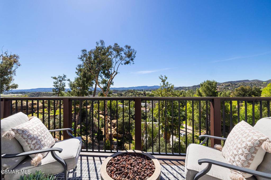 Chatsworth, CA 91311,23542 Ehlers DR