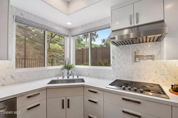 Oak Park, CA 91377,5193 Churchwood DR