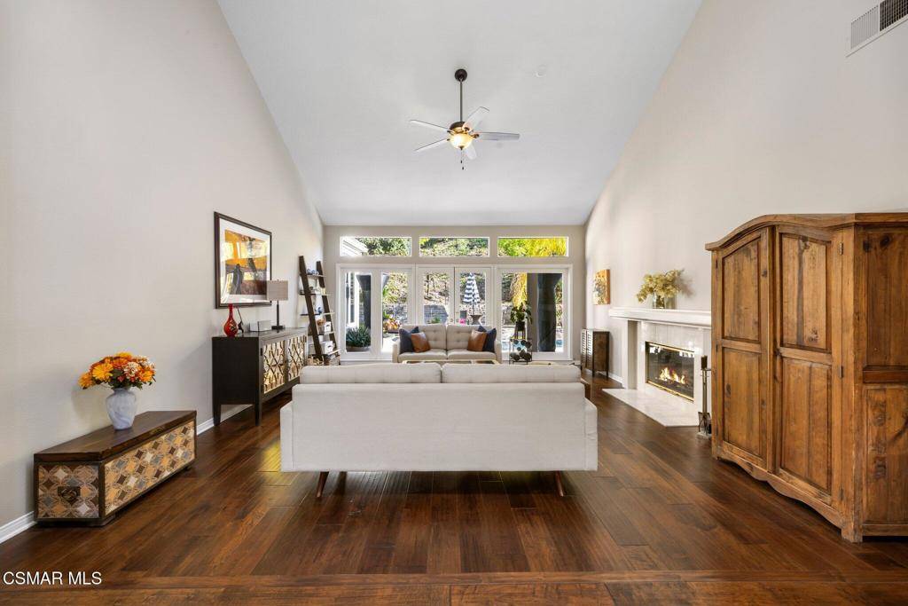 Westlake Village, CA 91361,32766 Barrett DR