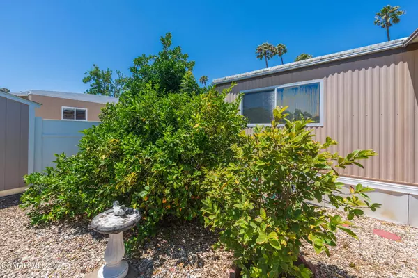 Simi Valley, CA 93065,195 Tierra Rejada RD #160