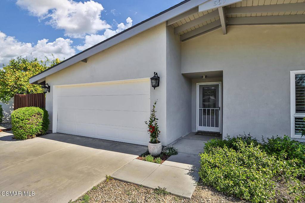 Thousand Oaks, CA 91360,557 E Gainsborough RD