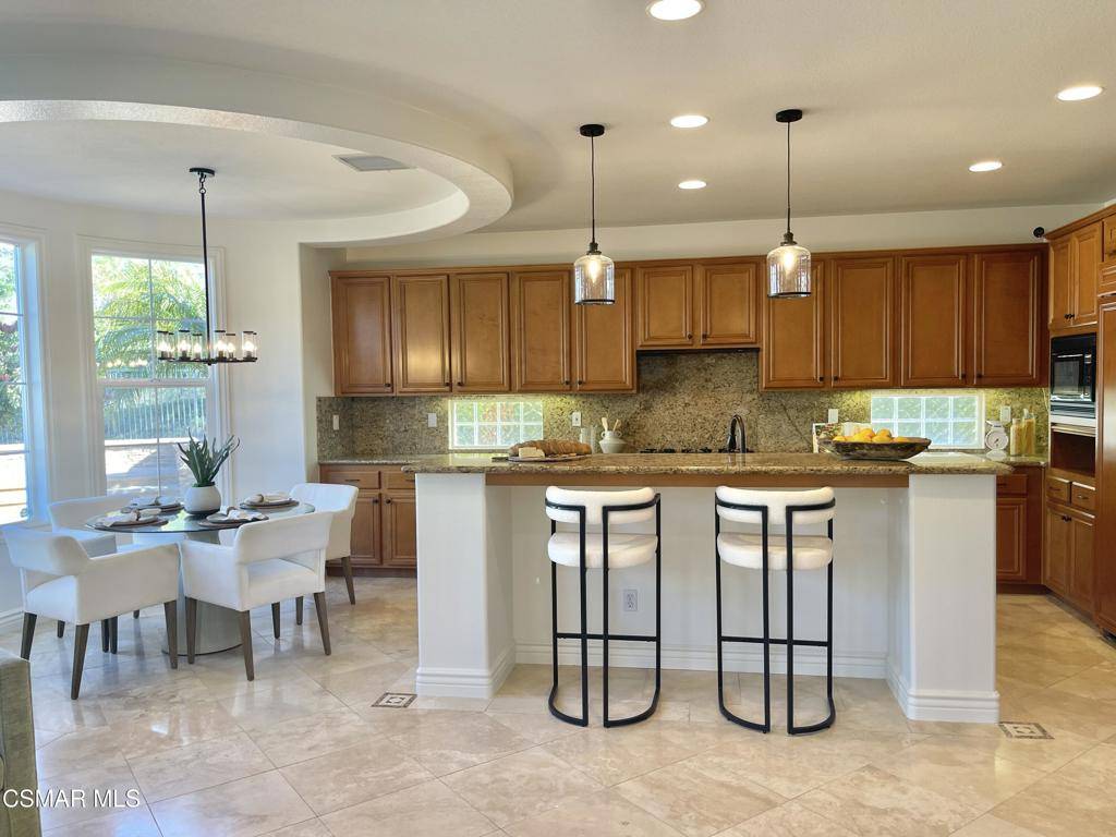 Thousand Oaks, CA 91362,3034 Heavenly Ridge ST