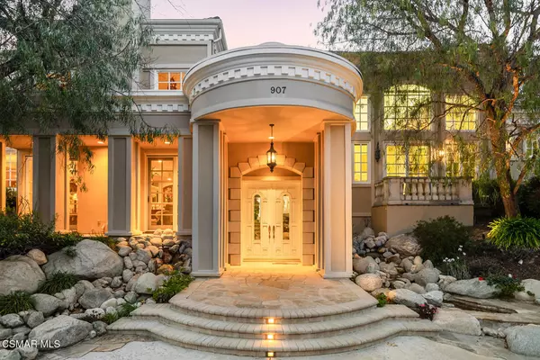 Westlake Village, CA 91362,907 Vista Ridge LN