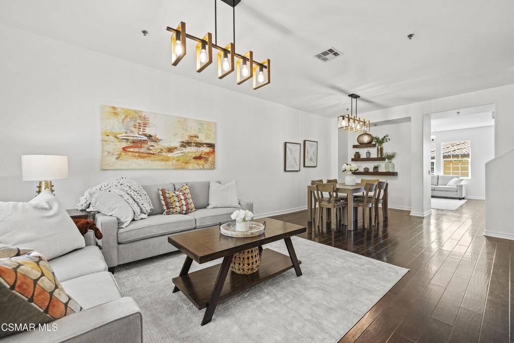 393 E Hilltop WAY, Thousand Oaks, CA 91362
