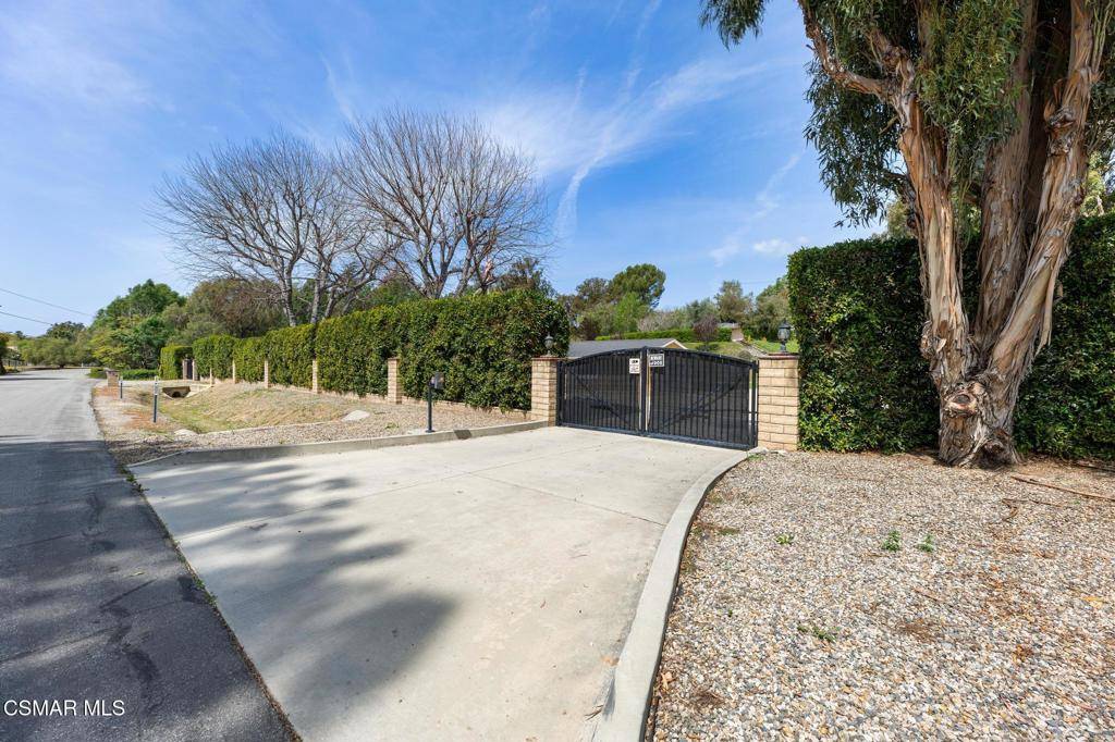 155 Ramona PL, Camarillo, CA 93010