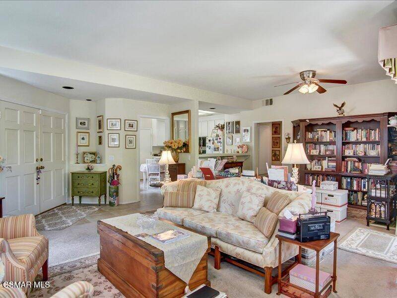 Simi Valley, CA 93065,264 Ridgeton LN #A