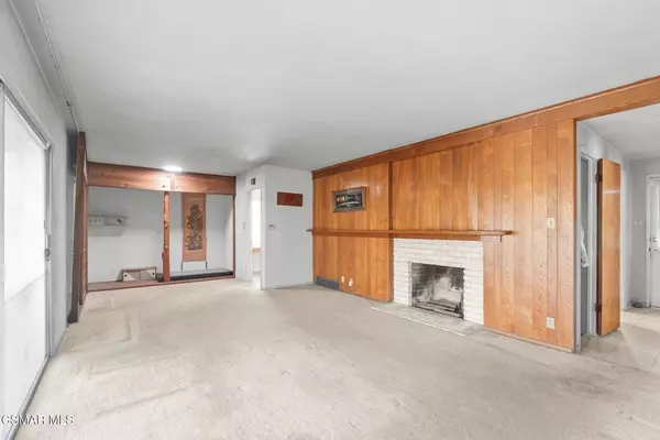 North Hollywood, CA 91605,7406 Lemp AVE