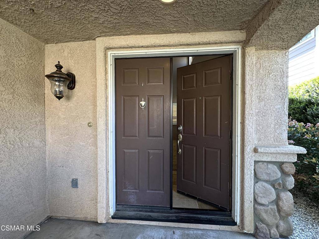 Simi Valley, CA 93063,1755 Empty Saddle RD