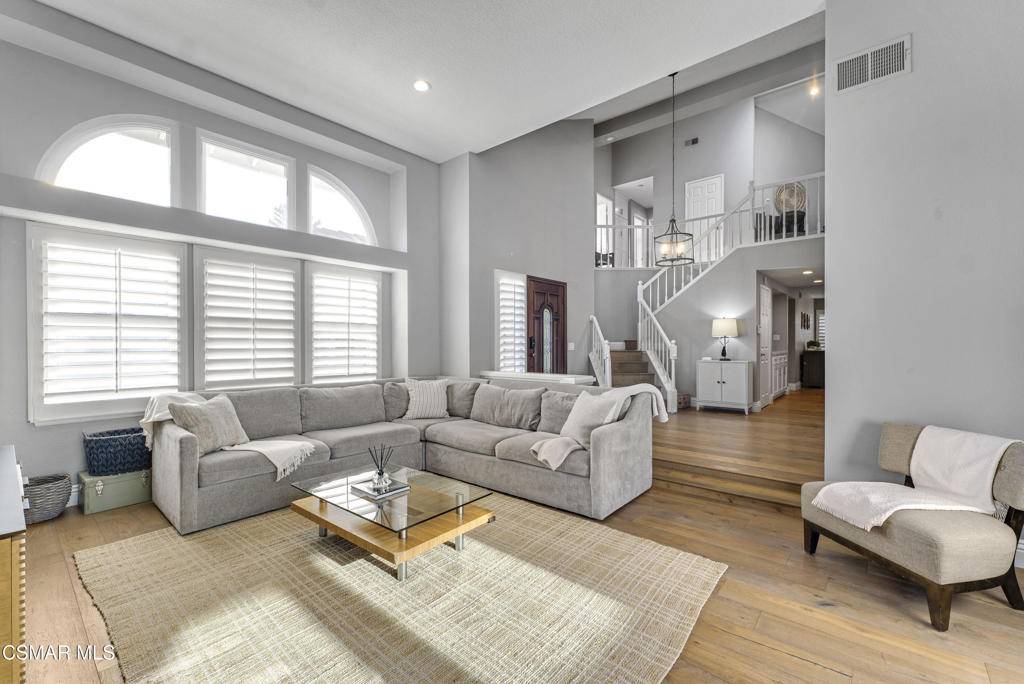 Thousand Oaks, CA 91360,2038 Truett CIR