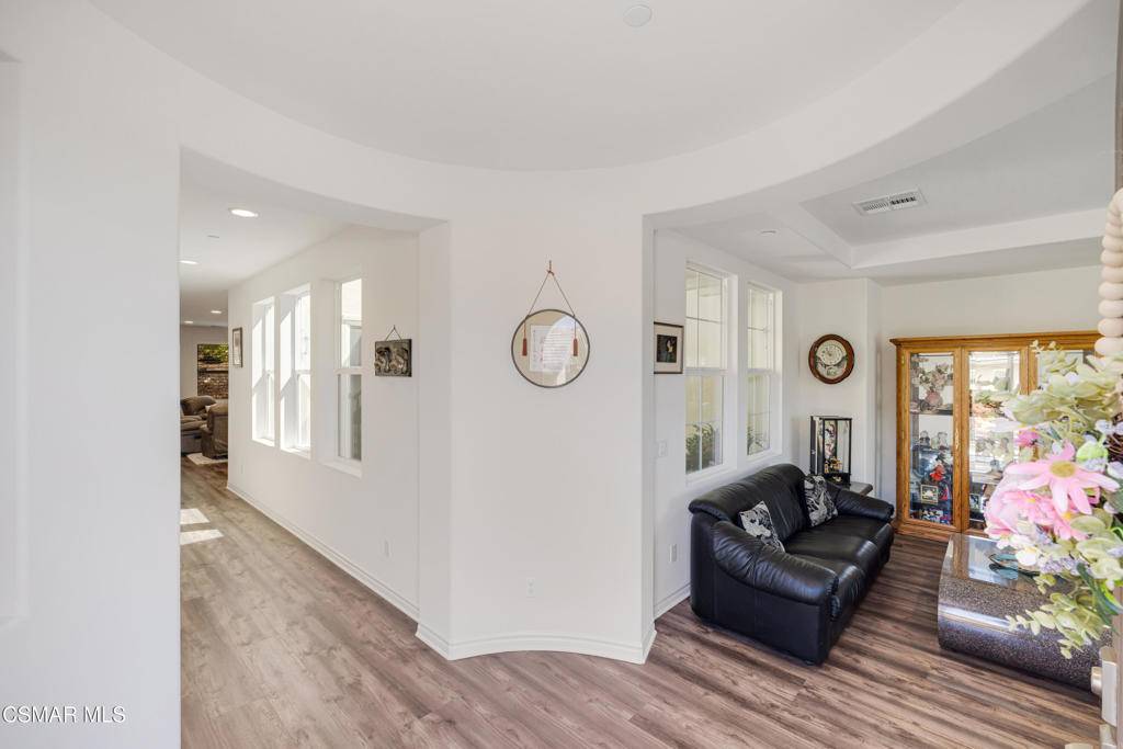 Moorpark, CA 93021,12809 Lone Trail CT