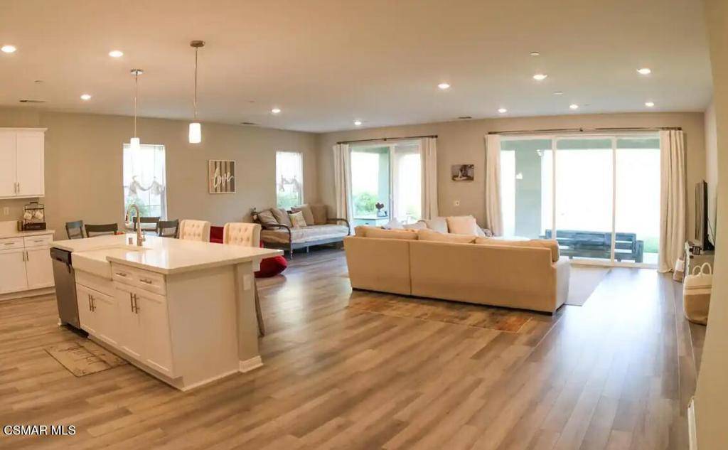 Simi Valley, CA 93065,3404 Aspen ST