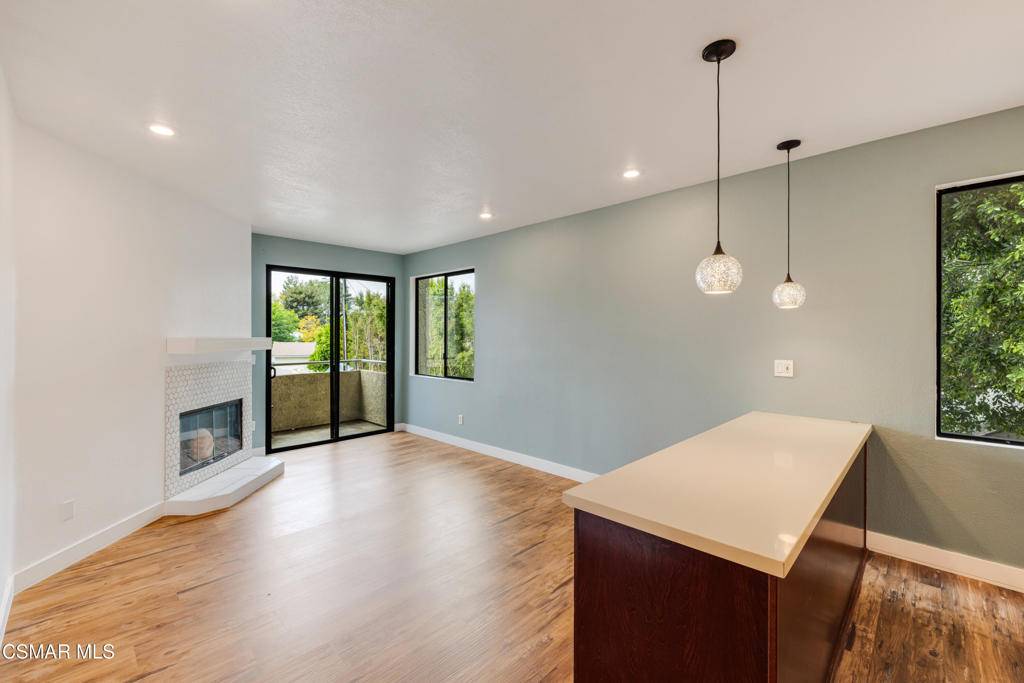 Reseda, CA 91335,19009 Sherman WAY #10