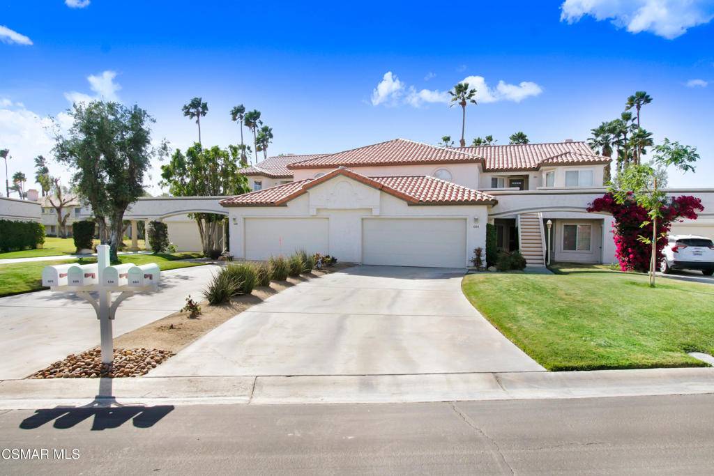 684 Vista Lago CIR N, Palm Desert, CA 92211