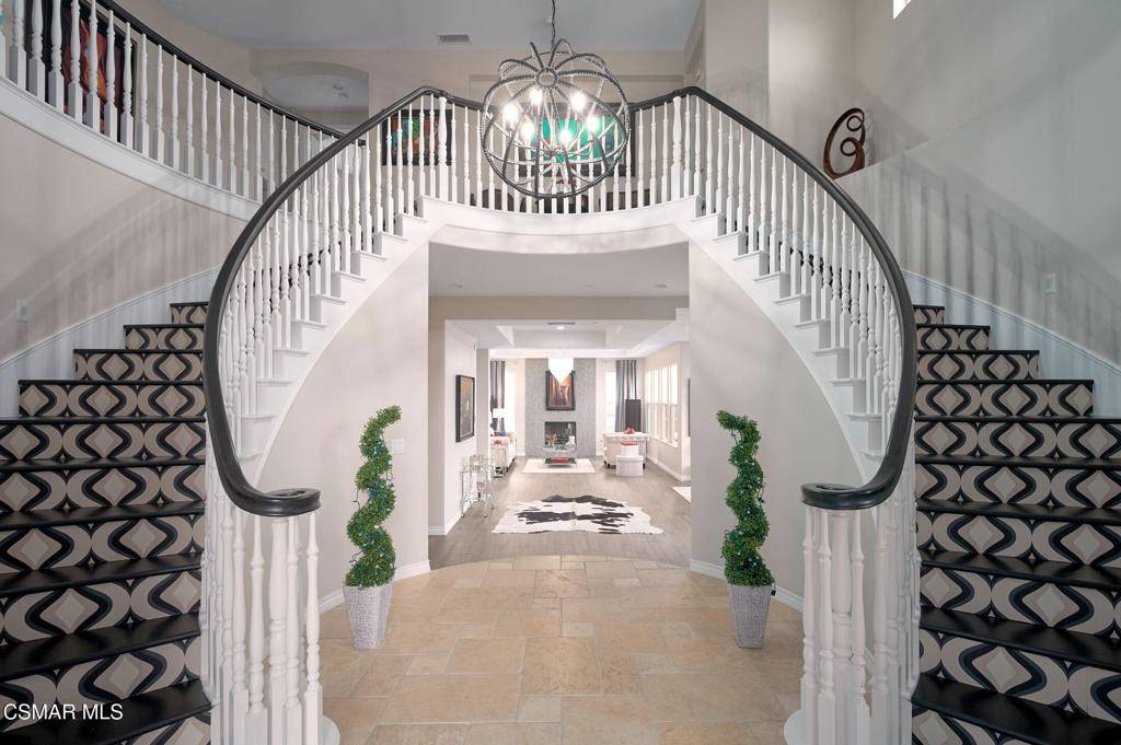 Newbury Park, CA 91320,5477 Via Nicola