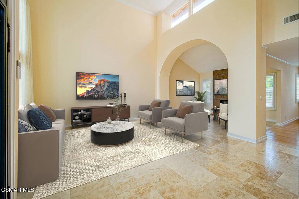 Thousand Oaks, CA 91362,2111 Peak PL