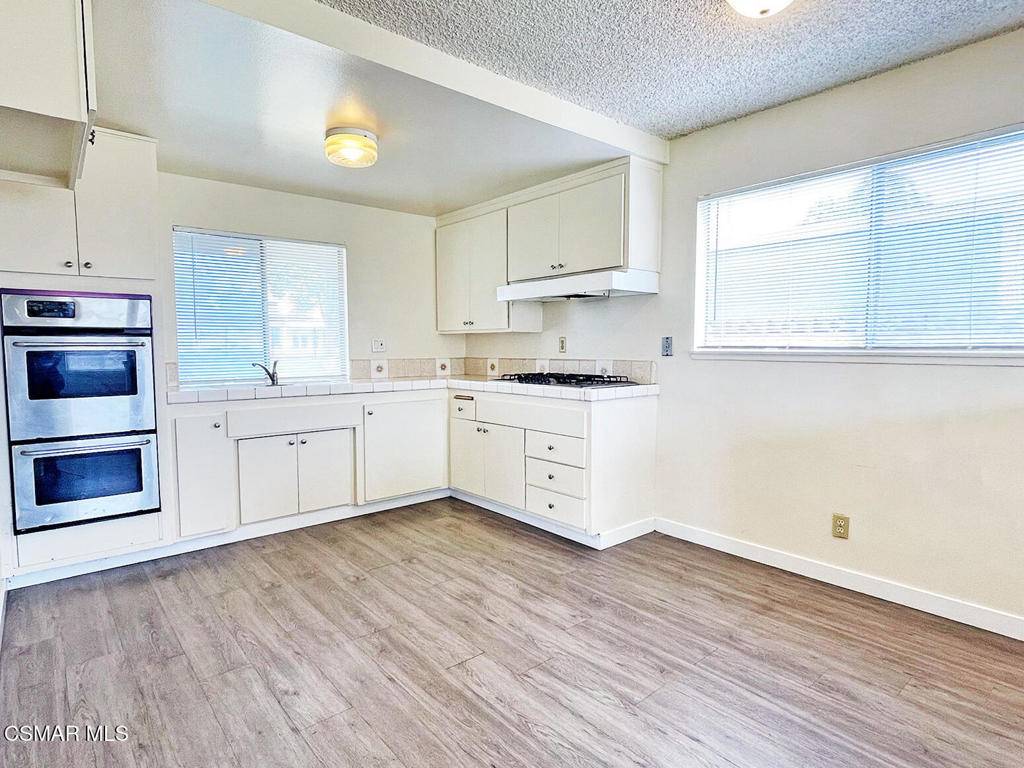 Simi Valley, CA 93065,2117 Electra AVE