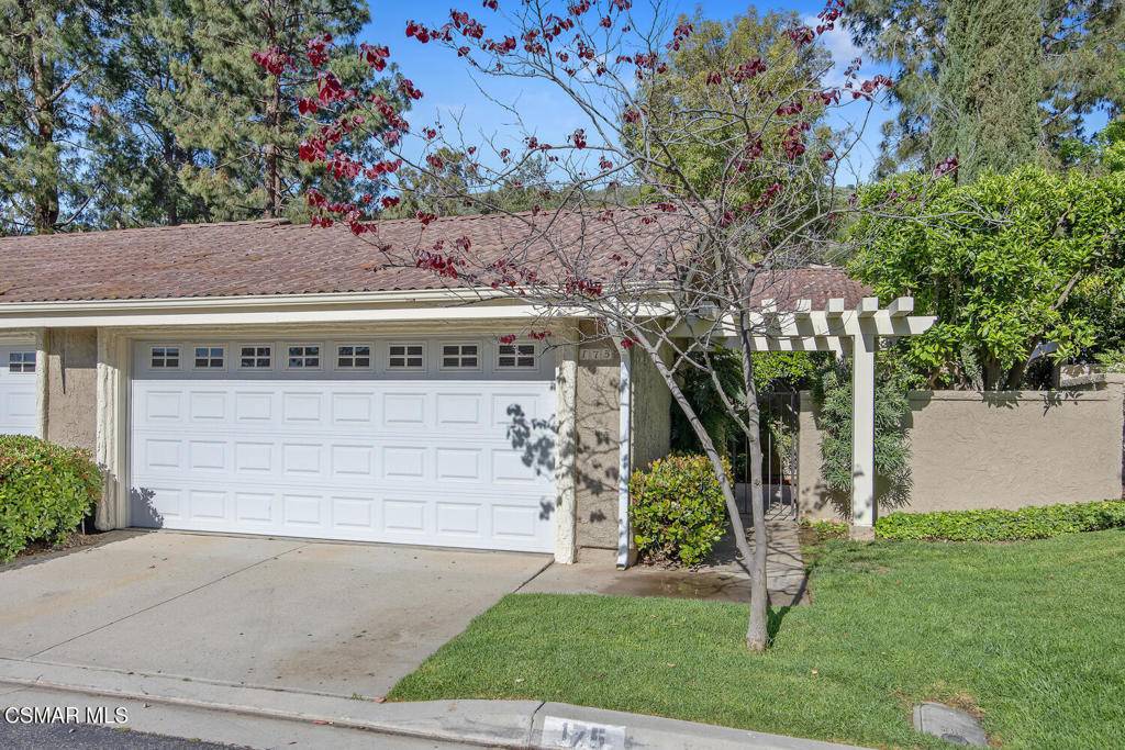 175 Conifer CIR,  Oak Park,  CA 91377