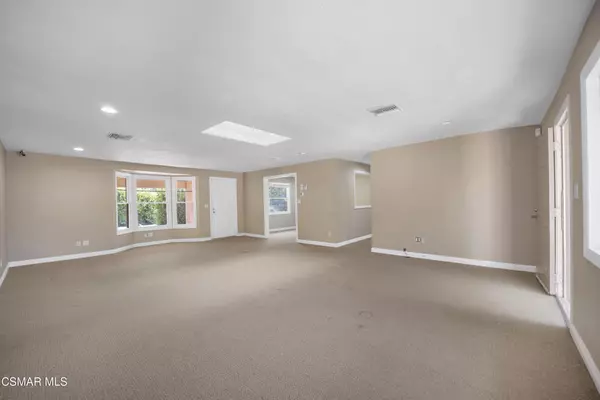 Simi Valley, CA 93063,4421 Adam RD