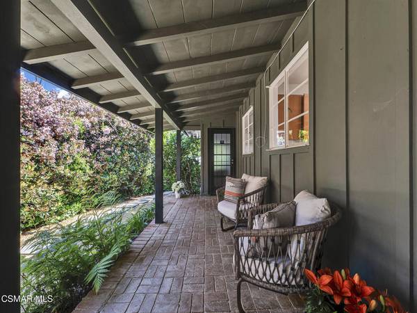 13606 Oak Canyon AVE, Sherman Oaks, CA 91423