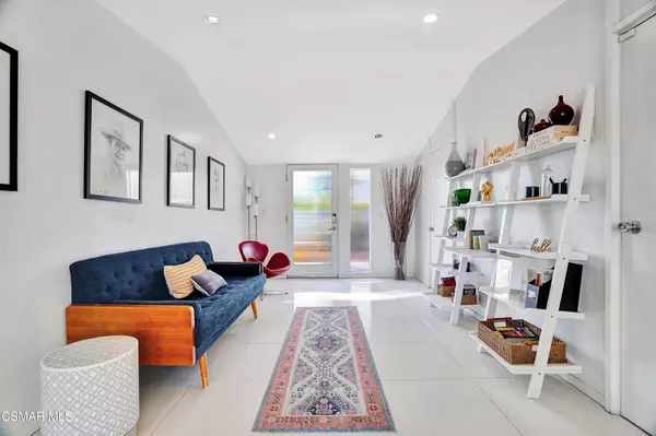 Palm Springs, CA 92262,1102 E Adobe WAY