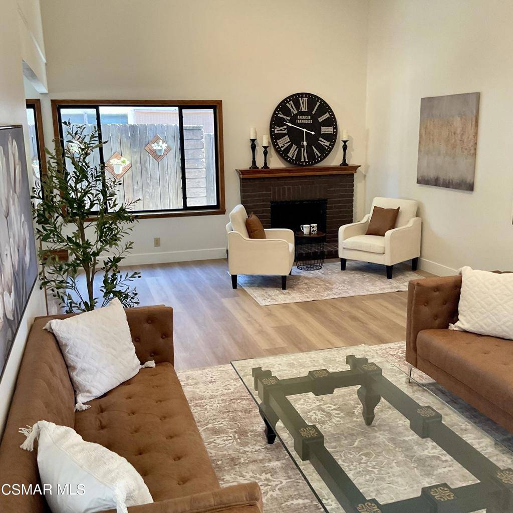 2455 Castlemont CT, Simi Valley, CA 93063