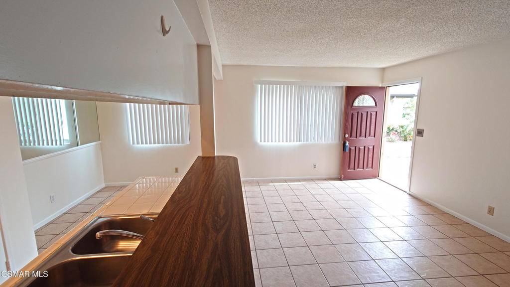 Simi Valley, CA 93063,2026 Calle La Sombra #2