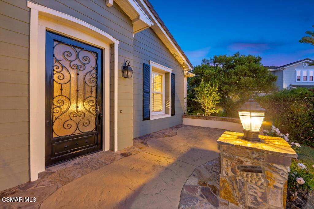 Newbury Park, CA 91320,1048 Via Adorna