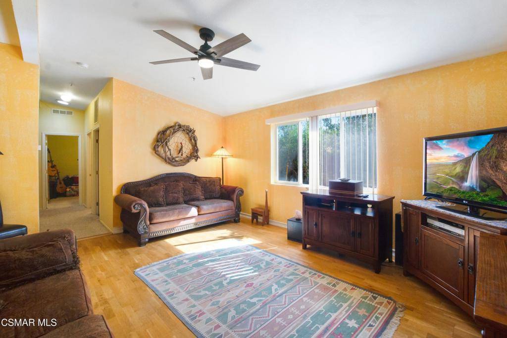 Piru, CA 93040,978 Main ST