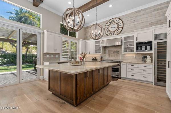 2427 Springbrook ST, Thousand Oaks, CA 91362