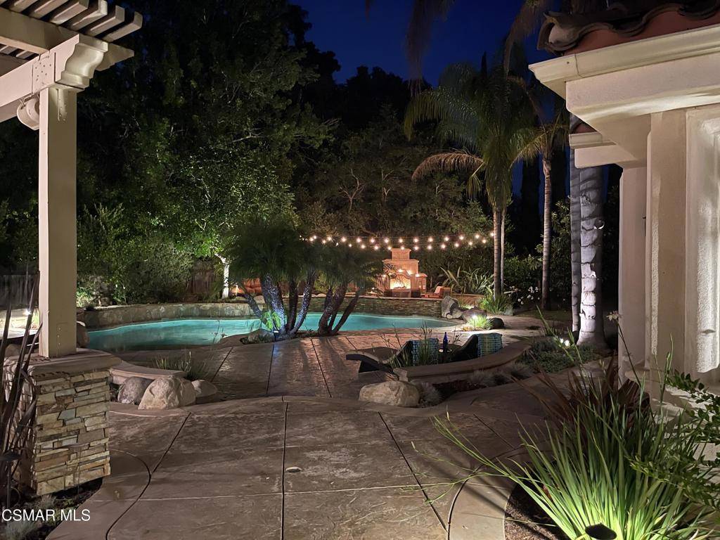 Thousand Oaks, CA 91360,758 Camino Dos Rios