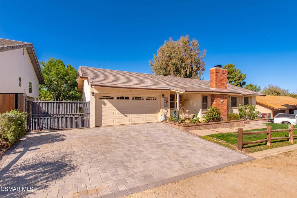 Simi Valley, CA 93065,683 Languid LN