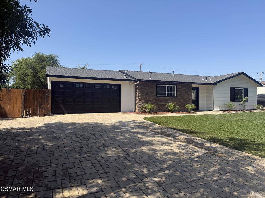 Thousand Oaks, CA 91360,1449 Calle Durazno