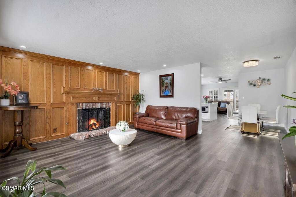 Simi Valley, CA 93063,6211 Anastasia ST