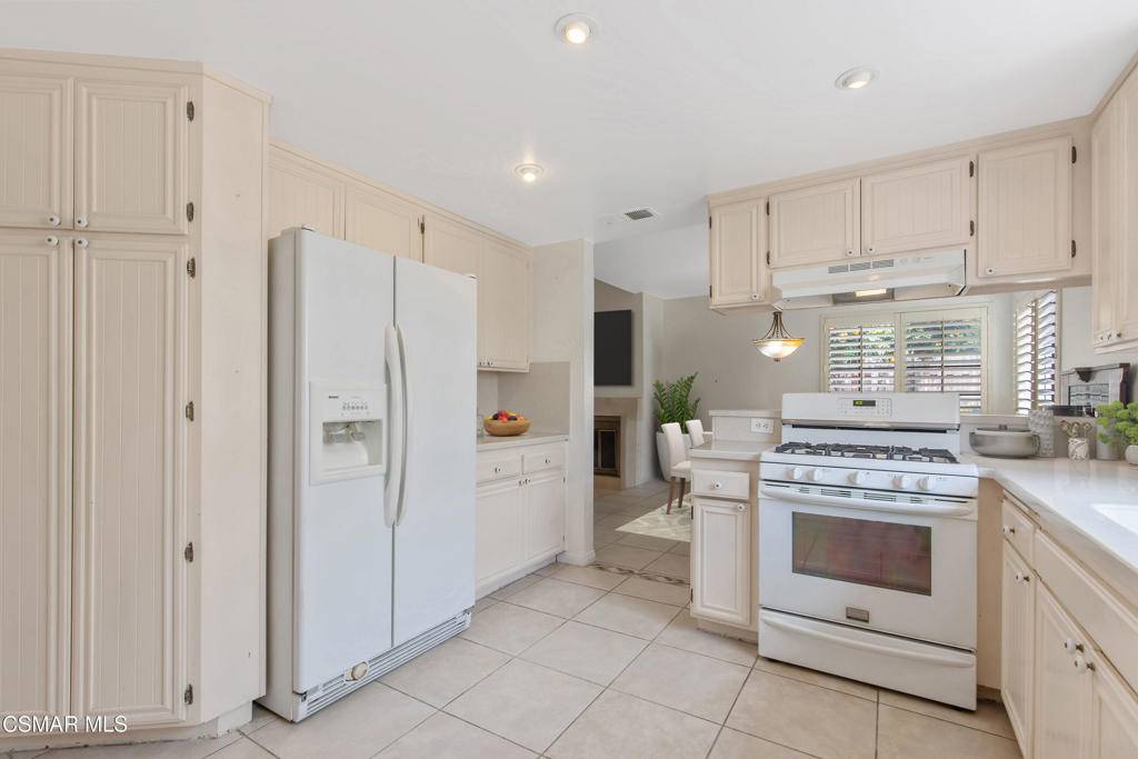 Simi Valley, CA 93063,5837 Cochran ST