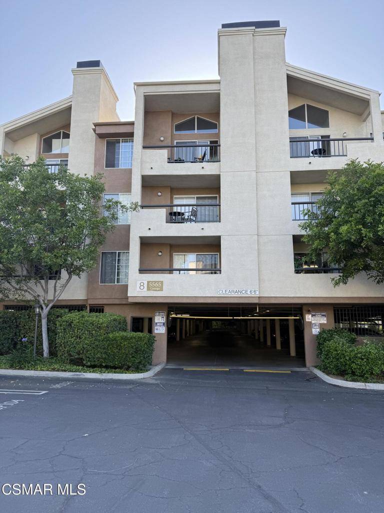 Woodland Hills, CA 91367,5565 Canoga AVE #205