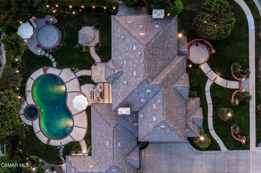 Simi Valley, CA 93065,684 Noble RD
