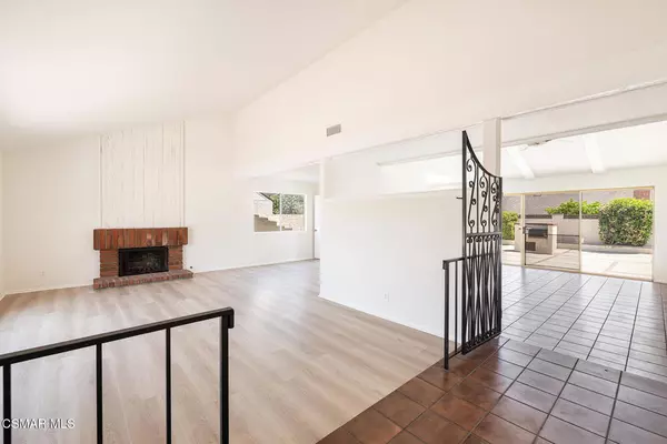 Simi Valley, CA 93063,5888 E Marlies AVE