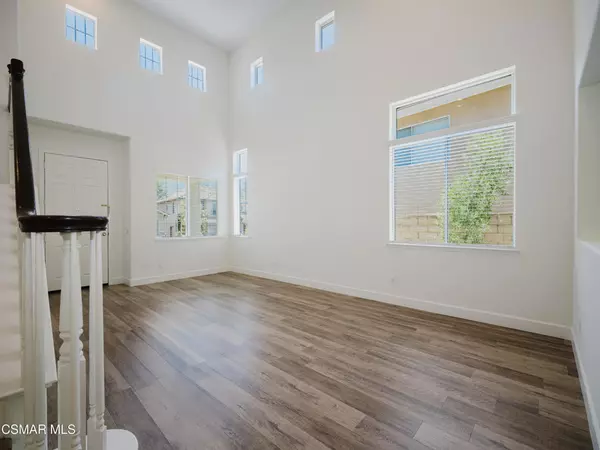 Thousand Oaks, CA 91362,3185 Clarita CT