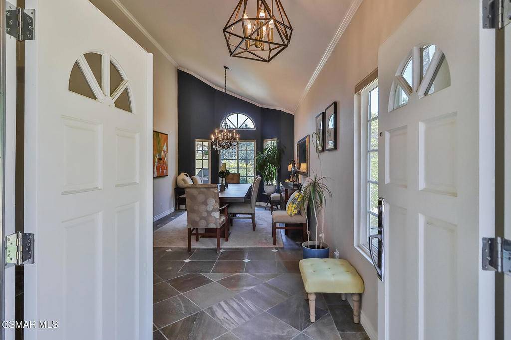 Thousand Oaks, CA 91362,2875 Queens WAY