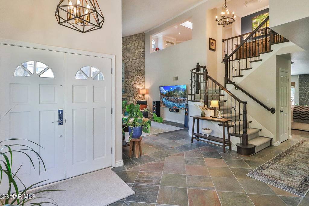 Thousand Oaks, CA 91362,2875 Queens WAY