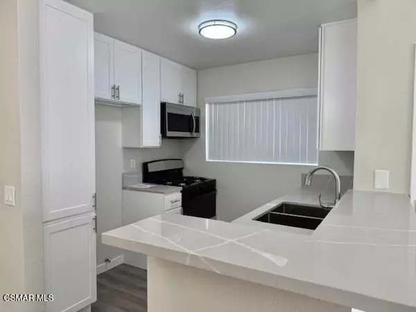 Newhall, CA 91321,24479 Valle Del Oro #205