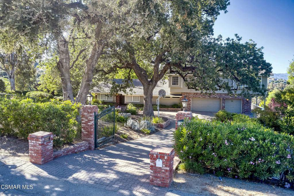 Woodland Hills, CA 91364,22101 Mulholland DR