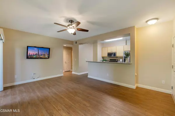 Simi Valley, CA 93065,453 Country Club DR #101